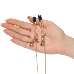 Fifty Shades Freed All Sensation Tepel- En Clitorisketting 11 Fifty Shades Freed All Sensation Tepel- En Clitorisketting -Sinful 18703 fifty shades freed all sensation bryst og klitoris klemmer q100 05