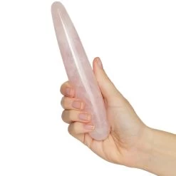 Chakrubs The Heart Slanke Rozenkwarts Dildo -Sinful 19734 chakrubs the heart rosen quartz dildo 50 hand q100