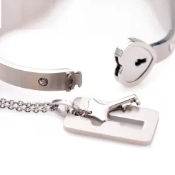 XR Brands Master Series Armband Met Slot En Sleutelketting -Sinful 21674 master series armb nd og halsk de med l s q100 02