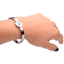 XR Brands Master Series Armband Met Slot En Sleutelketting -Sinful 21674 master series armb nd og halsk de med l s q100 03