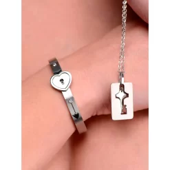 XR Brands Master Series Armband Met Slot En Sleutelketting -Sinful 21674 master series armb nd og halsk de med l s q100 05