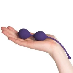 Sinful Passion Paarse Dubbele Kegelballen -Sinful 25944 sinful passion purple double kegel ball 50 hand q100