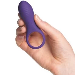 Sinful Passion Purple Viberende Cockring -Sinful 25949 sinful passion purple rechargeable vibrating love ring 50 hand q100